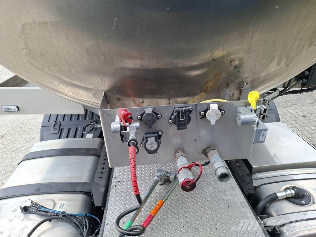 D-tec FV2006 Prikolice za cisterne