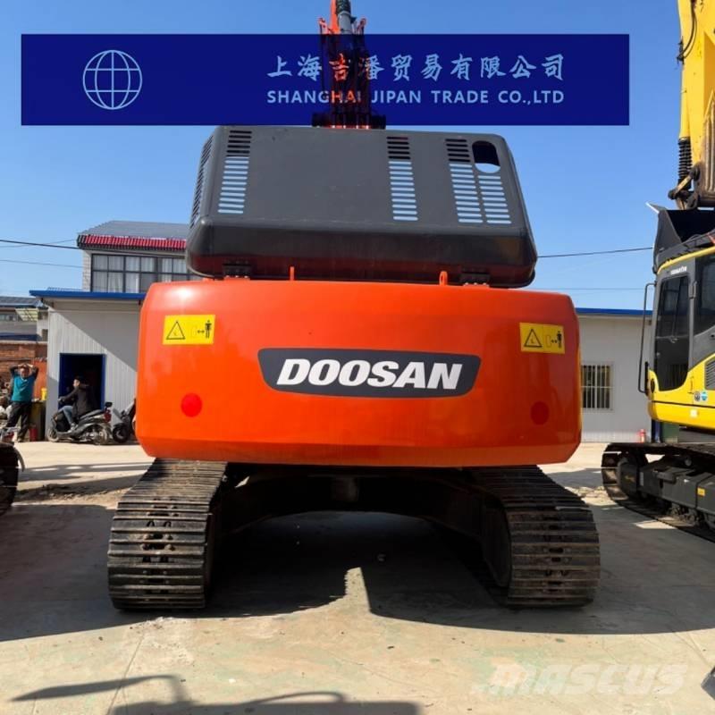 Doosan DX 300 Bageri guseničari