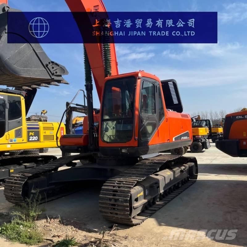 Doosan DX 300 Bageri guseničari