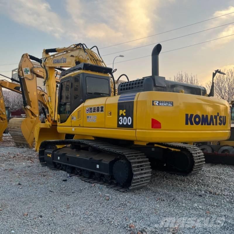 Komatsu PC 300 Bageri guseničari