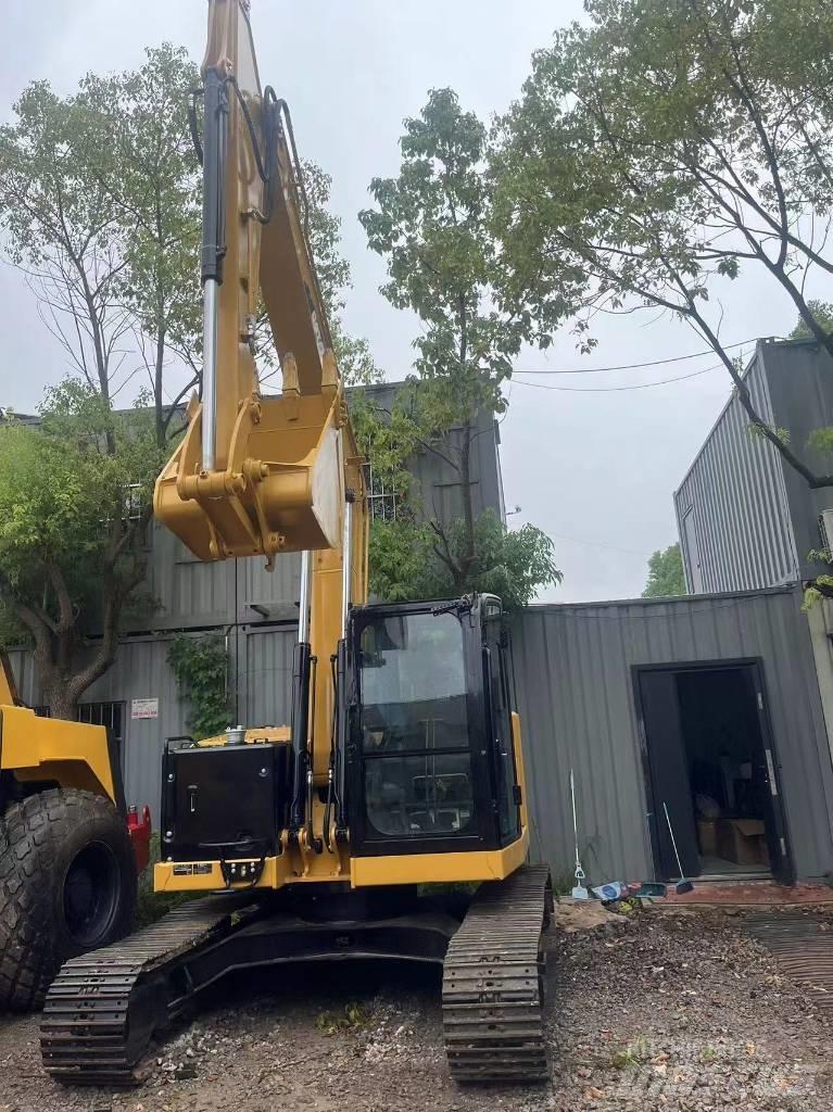 CAT 310 Bageri guseničari