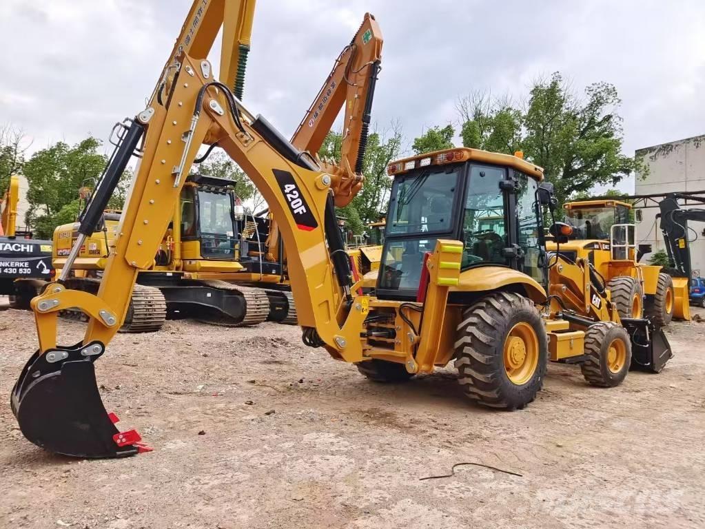 CAT 420 F Rovokopači