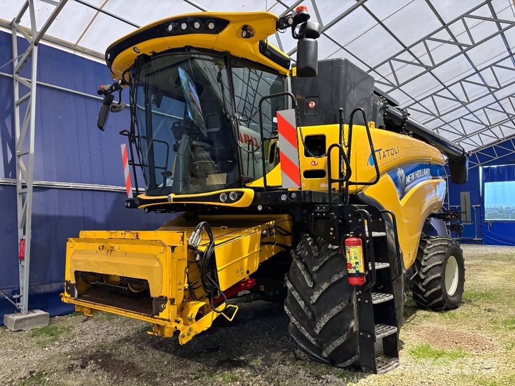 New Holland CX 8.90 Kombajni