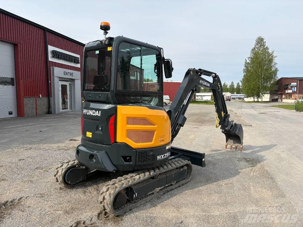 Hyundai HX 25 AZ Mini bageri < 7t