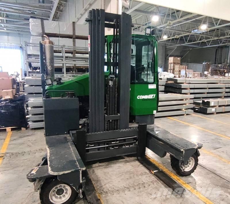 Combilift C 4000 Viljuškari sa 4-stranskim dohvatom