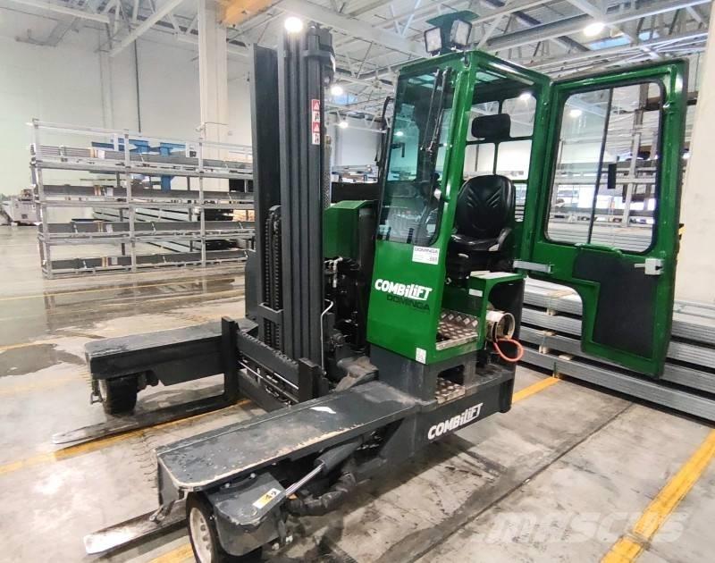 Combilift C 4000 Viljuškari sa 4-stranskim dohvatom