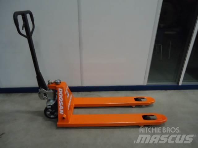 Doosan Pallettruck Ručni paletar