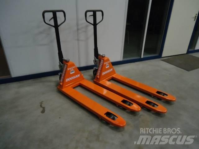 Doosan Pallettruck Ručni paletar