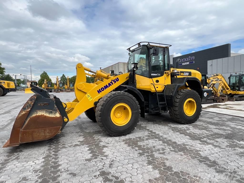 Komatsu WA320-7 Utovarivači na točkove