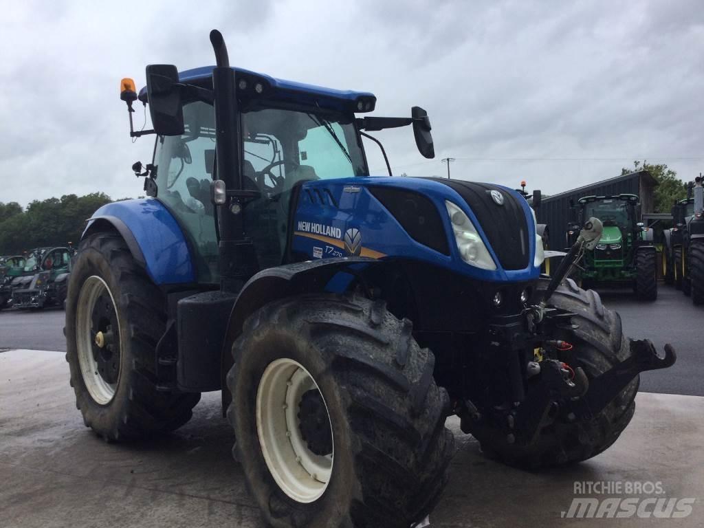 New Holland T7 270 Traktori