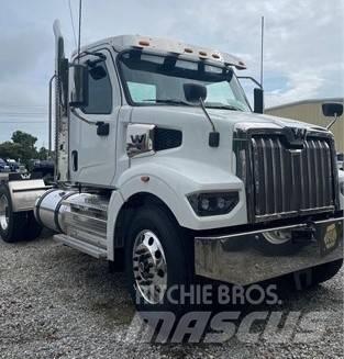 Western Star 47X Tegljači