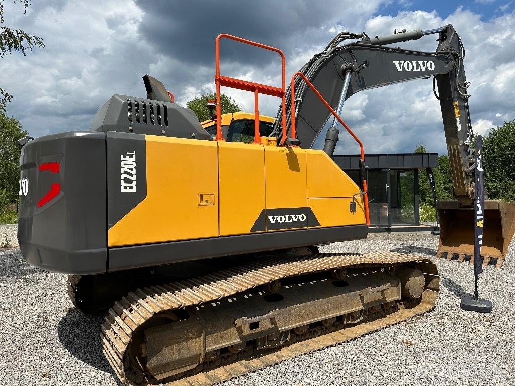 Volvo EC 220 E L Bageri guseničari