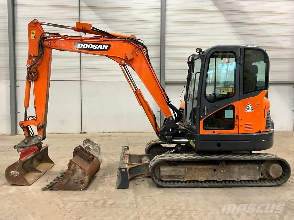 Doosan DX 63-3 Mini bageri < 7t