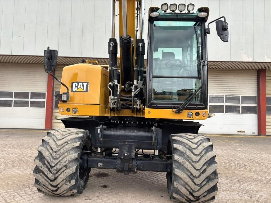 CAT M 318 F Bageri točkaši