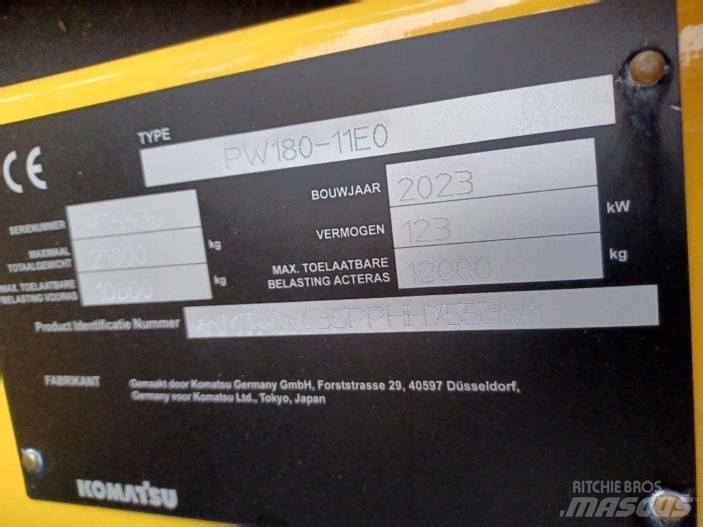 Komatsu PW180-11E0 Bageri točkaši