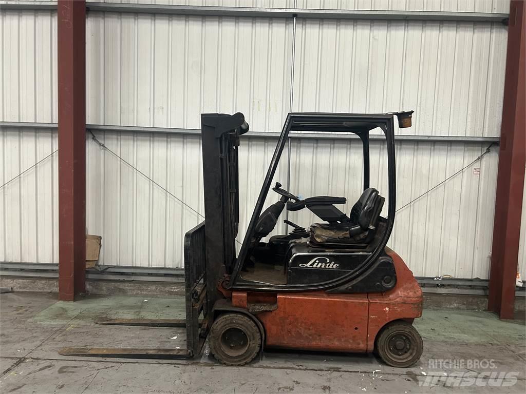Linde E18P-02 Električni viljuškari