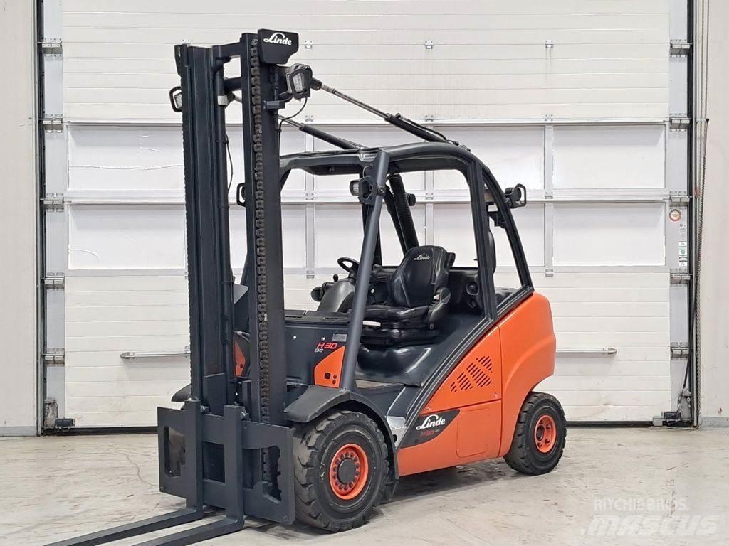 Linde H30D-02 Dizelski viljuškari