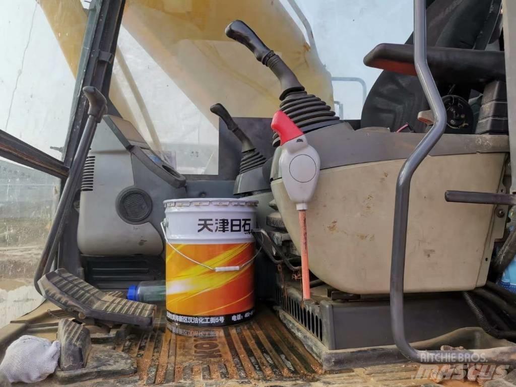 Komatsu pc200-8 Bageri guseničari