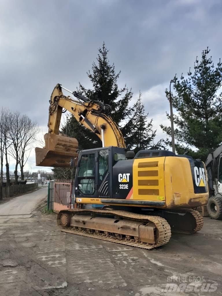 CAT 323 E Bageri guseničari