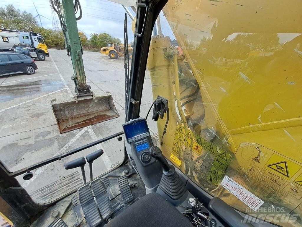 Komatsu PC228USLC-8 Bageri guseničari