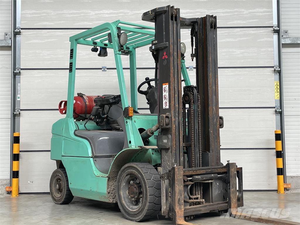 Mitsubishi FG25T Plinski viljuškari