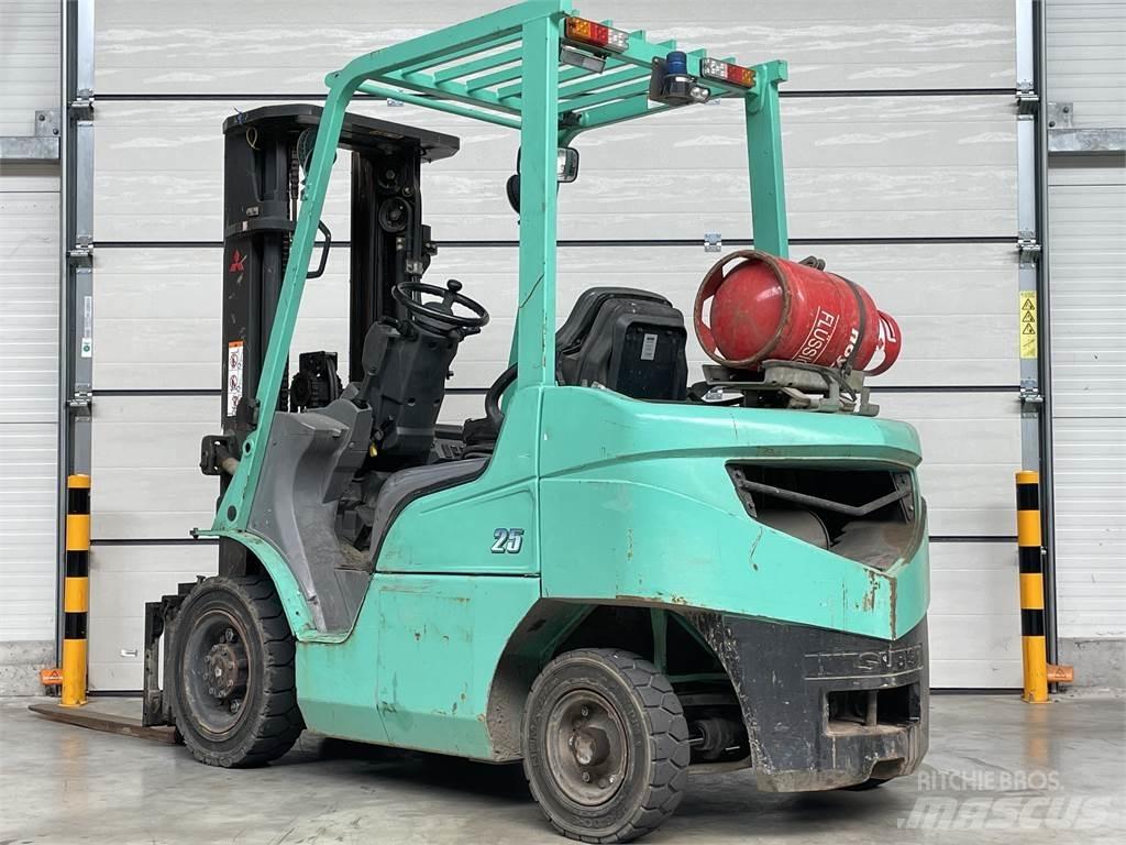 Mitsubishi FG25T Plinski viljuškari
