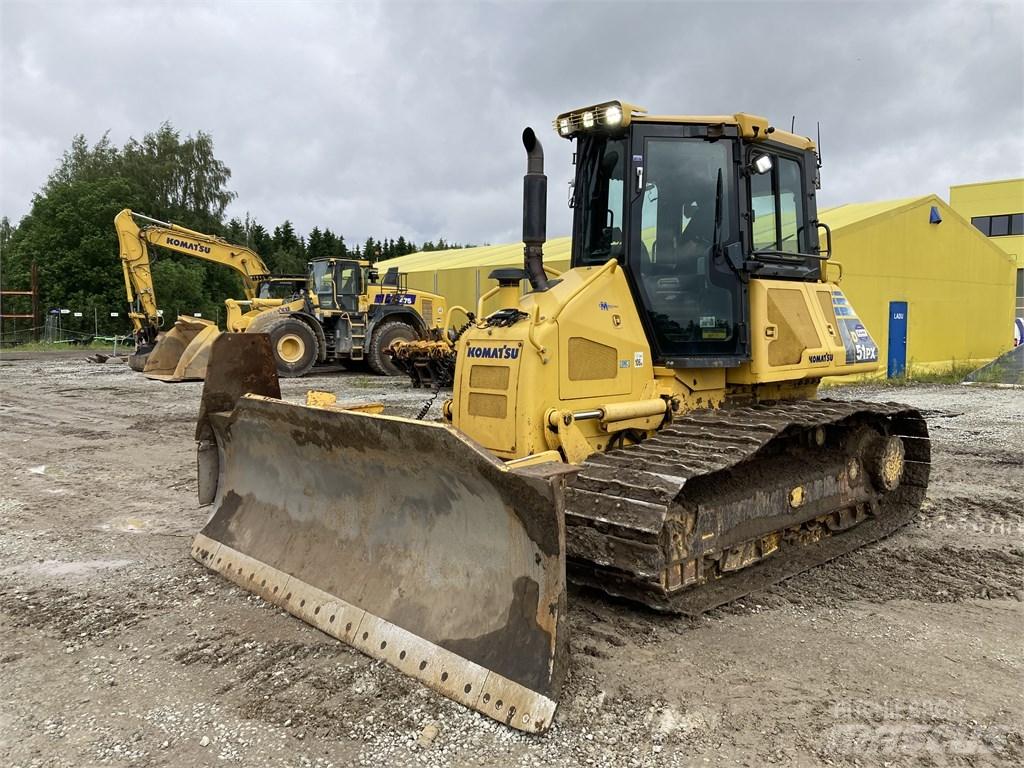 Komatsu DX 51 PX 22 Buldožeri guseničari