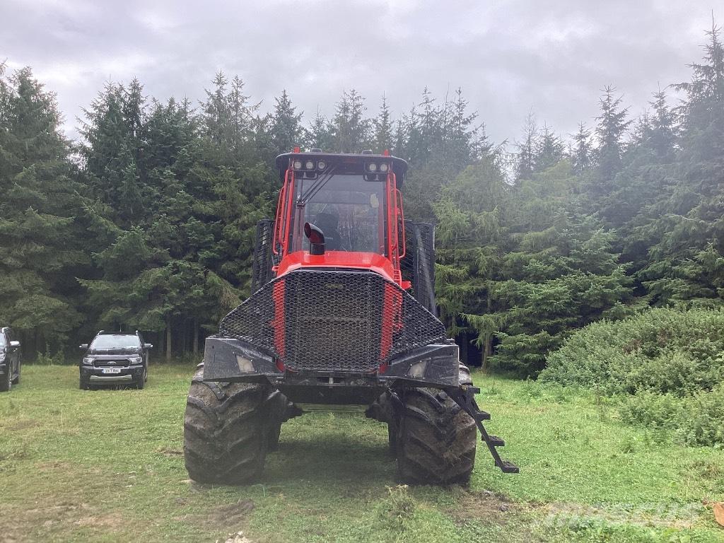 Komatsu 845 Forvarderi