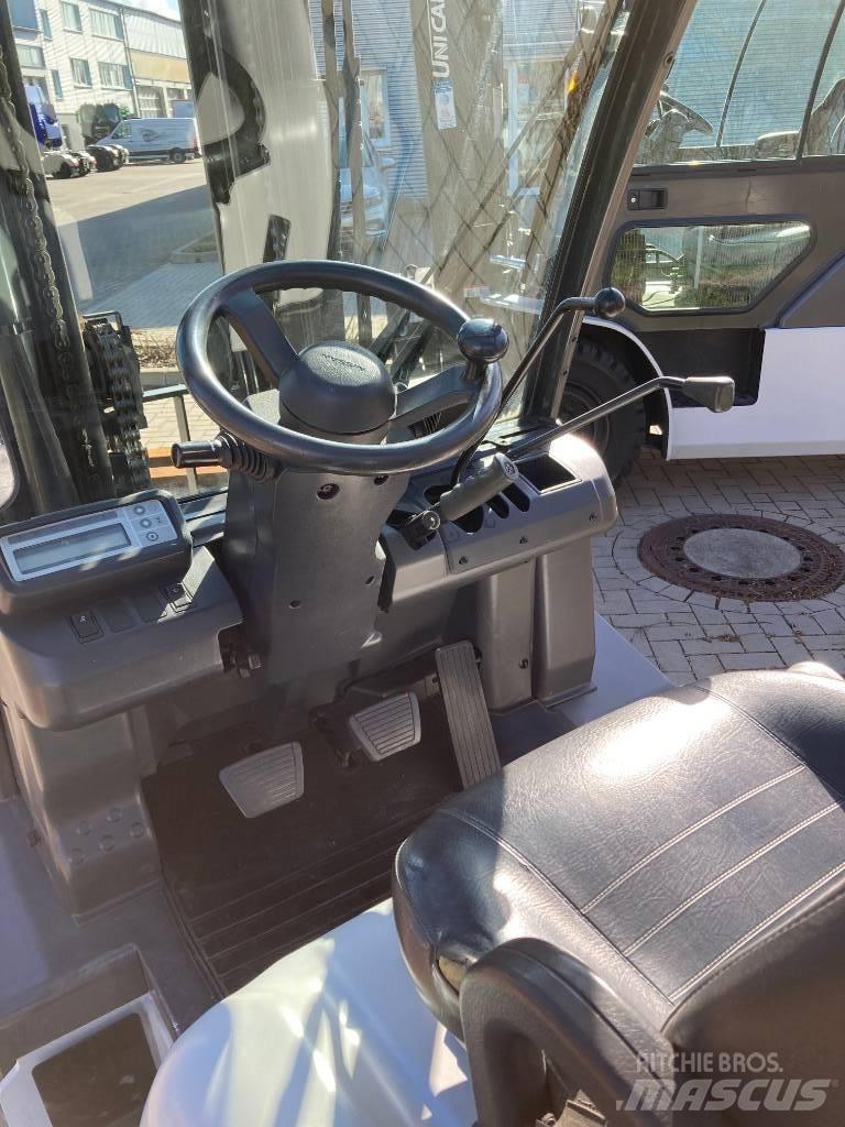 Nissan YG1D2A32Q Dizelski viljuškari