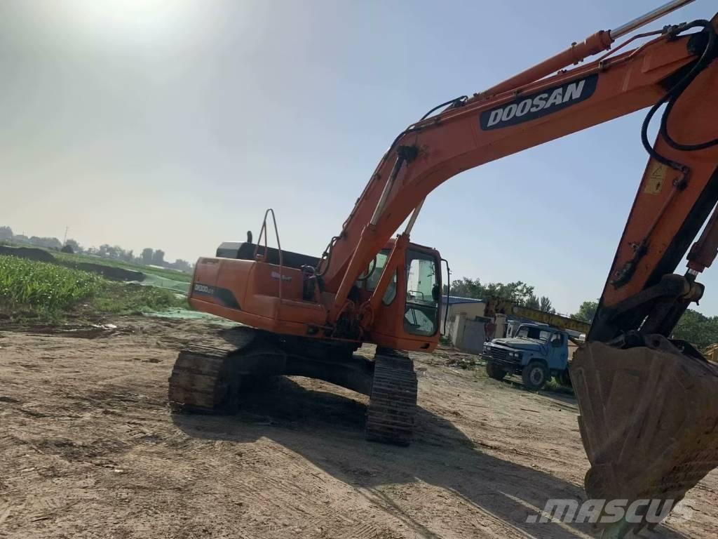 Doosan DH300 Bageri guseničari