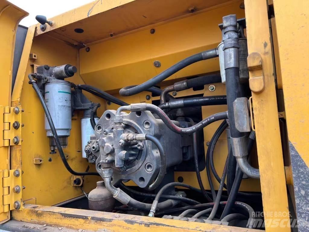 Volvo EC 290 B LC Bageri guseničari