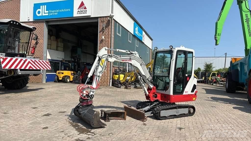 Takeuchi TB225 Mini bageri < 7t