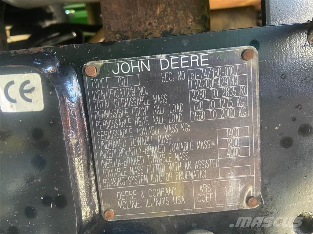 John Deere 4200 Manji traktori