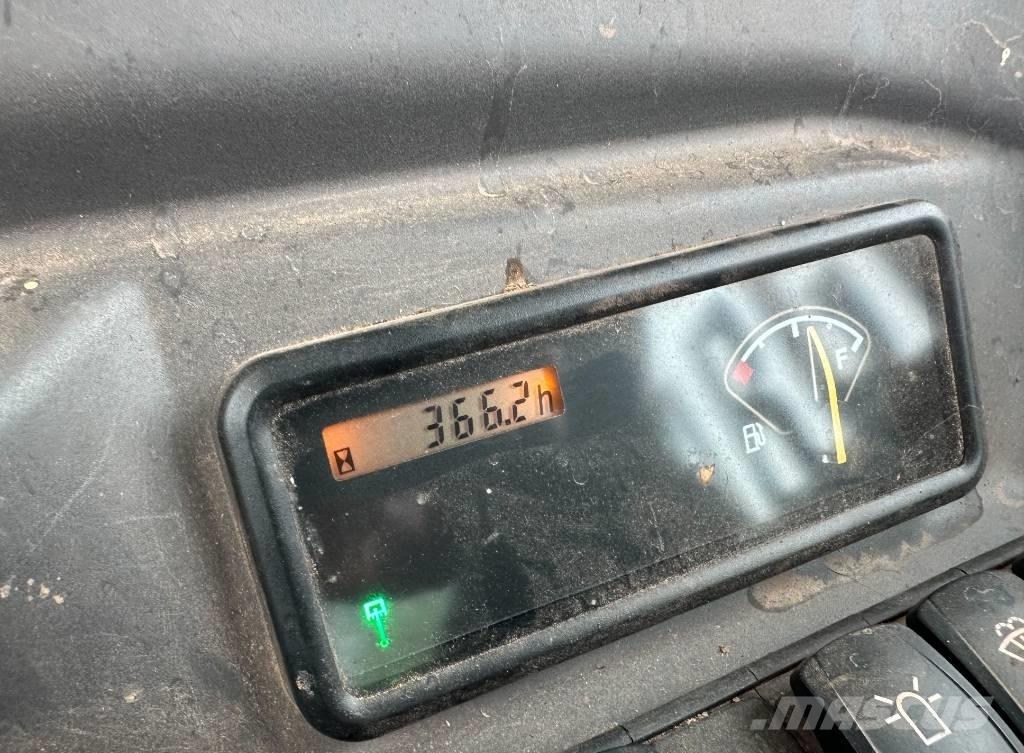 Volvo EC 27 D Mini bageri < 7t