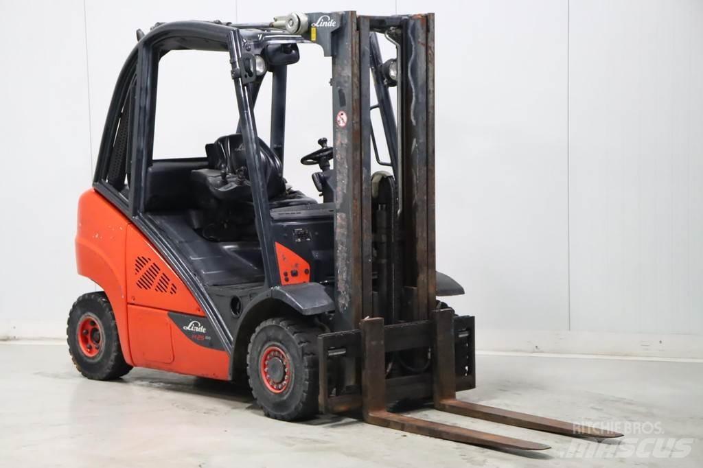 Linde H25D-02 Dizelski viljuškari