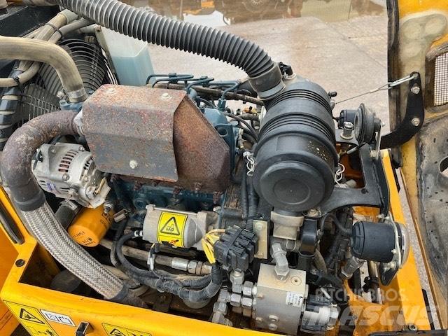 JCB VMT 160-80 Valjci sa duplim bubnjem