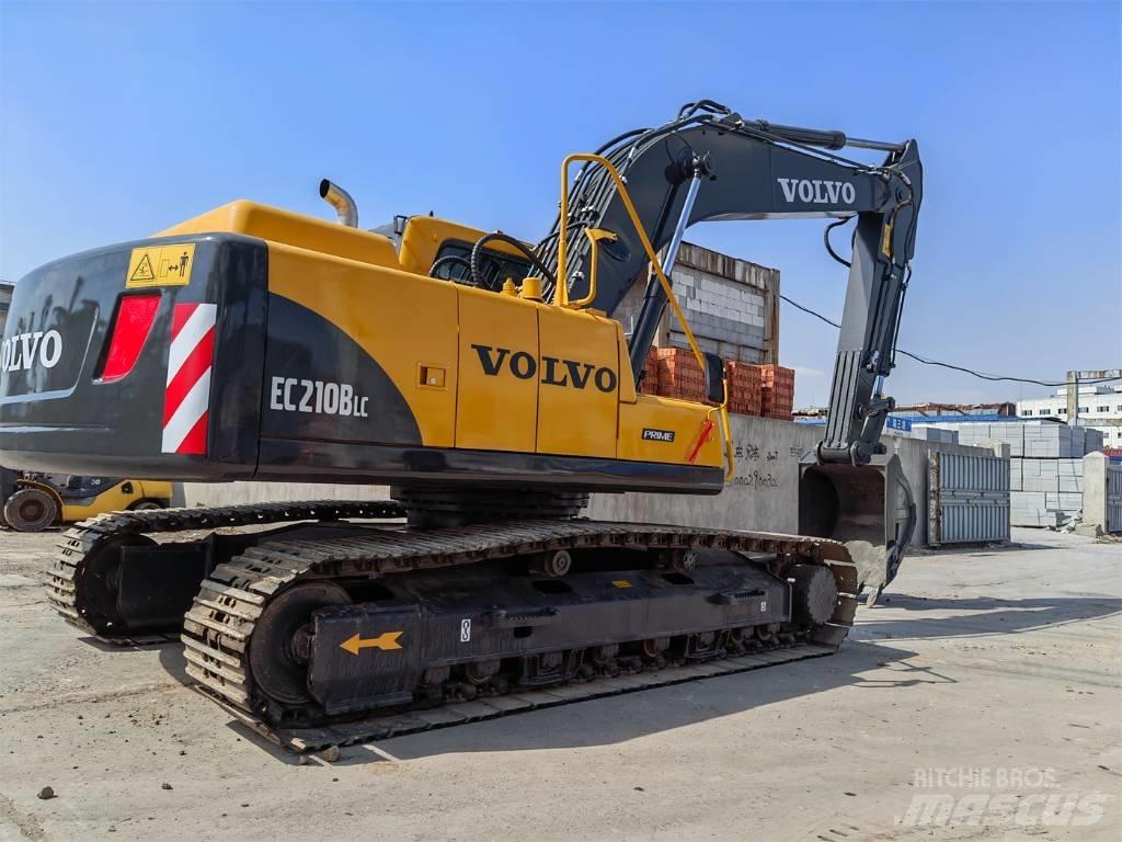 Volvo EC 210 B LC Midi bageri 7t – 12t