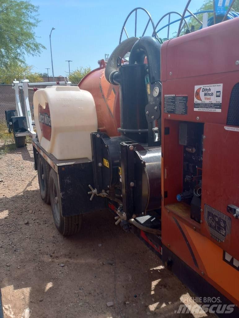 Ditch Witch HX30 Vac Rezervni delovi i oprema za bušenje