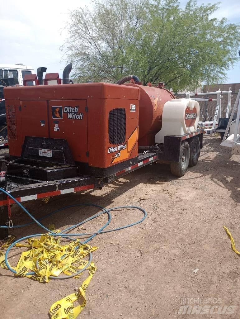 Ditch Witch HX30 Vac Rezervni delovi i oprema za bušenje