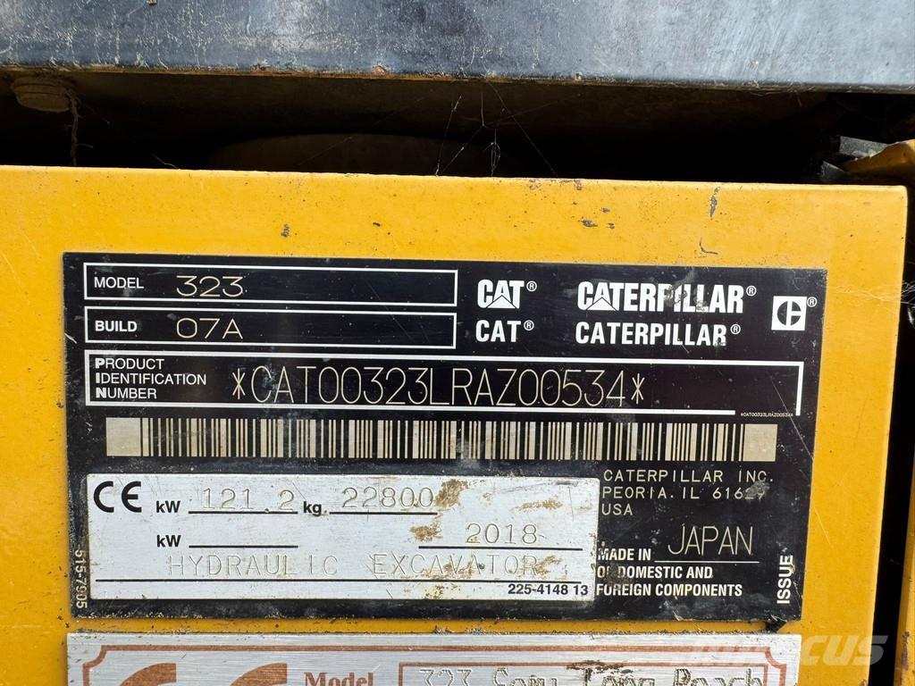 CAT 323 Bageri guseničari