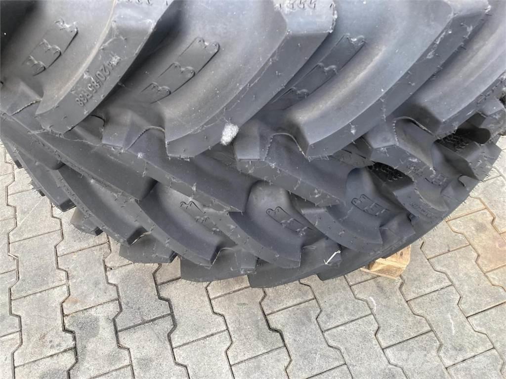 BKT 420/85R38 Gume, točkovi i felne