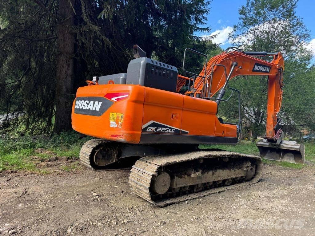 Doosan DX 225 LC-7 Bageri guseničari