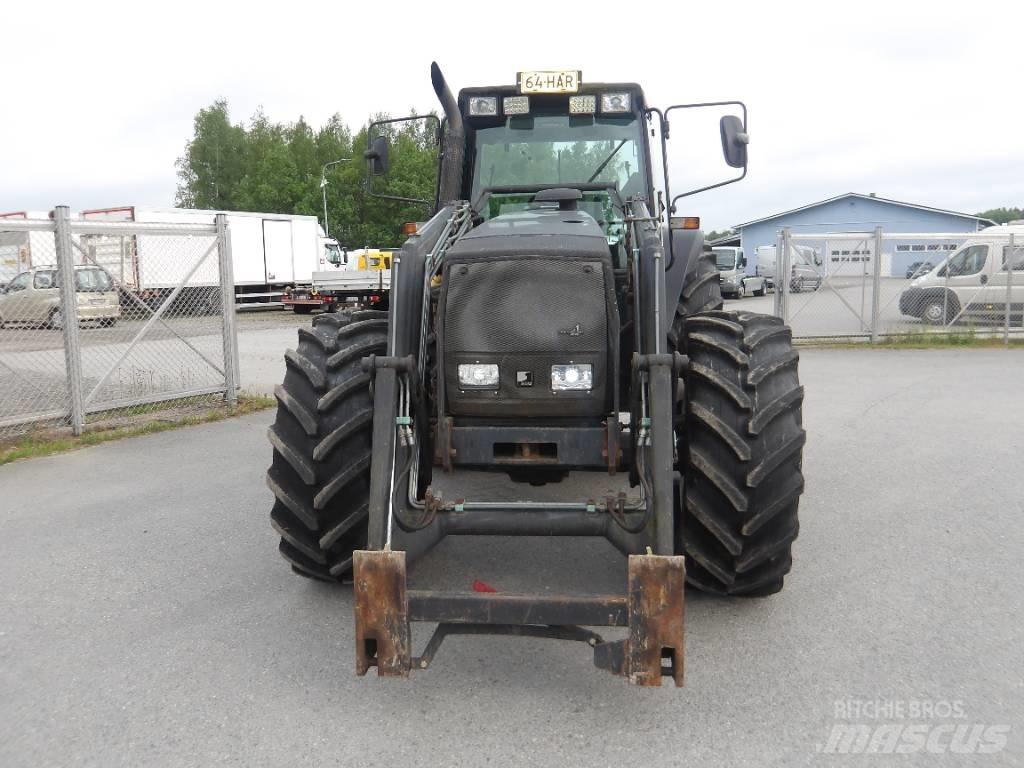 Valtra 8050 Traktori