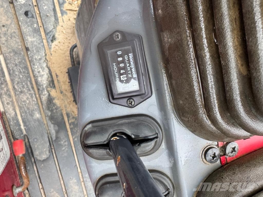 Yanmar SV08 (1D799) Mini bageri < 7t