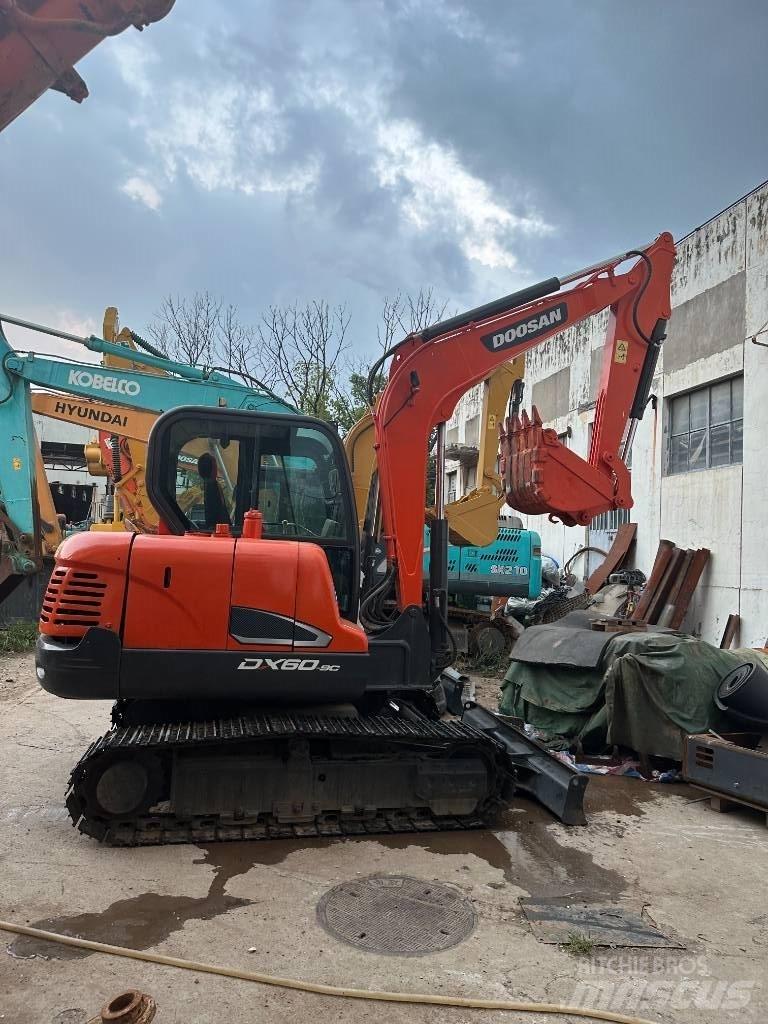 Doosan DX 60 Midi bageri 7t – 12t