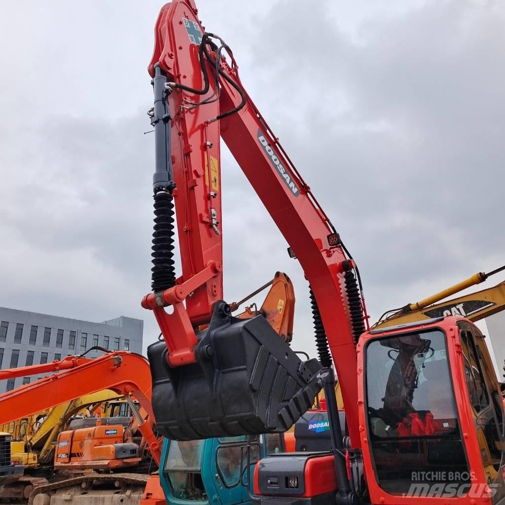 Doosan DH 150 Bageri guseničari