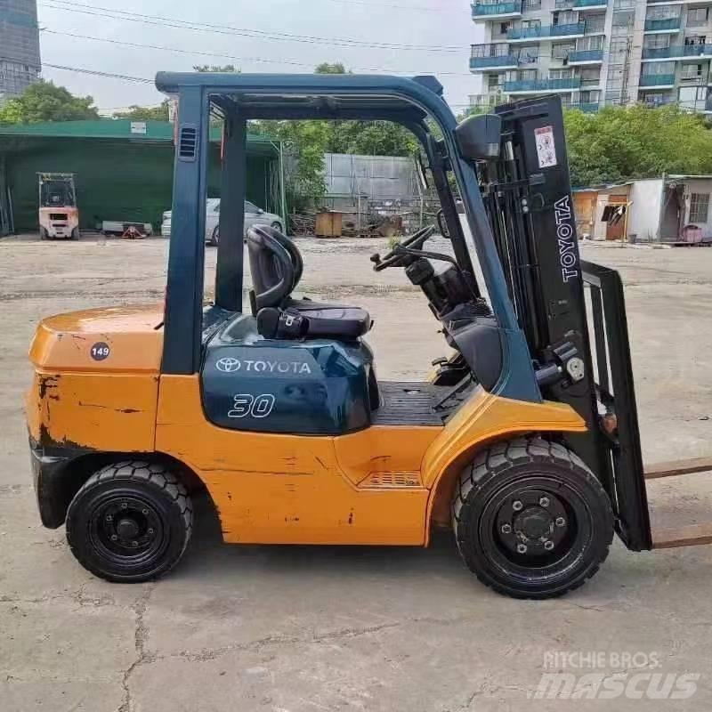 Toyota FD 30 Dizelski viljuškari