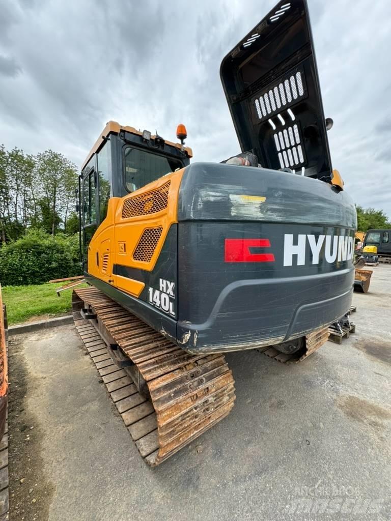 Hyundai HX 140L Bageri guseničari