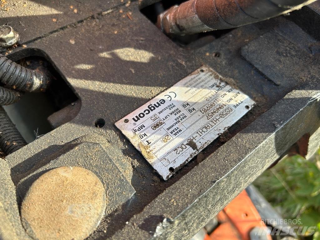 Hitachi ZX 85 US B-6 Midi bageri 7t – 12t