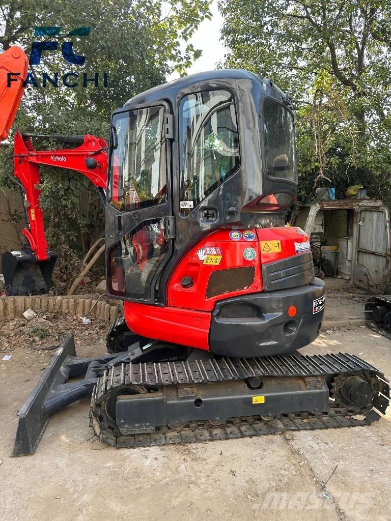 Kubota U 35 Bageri guseničari